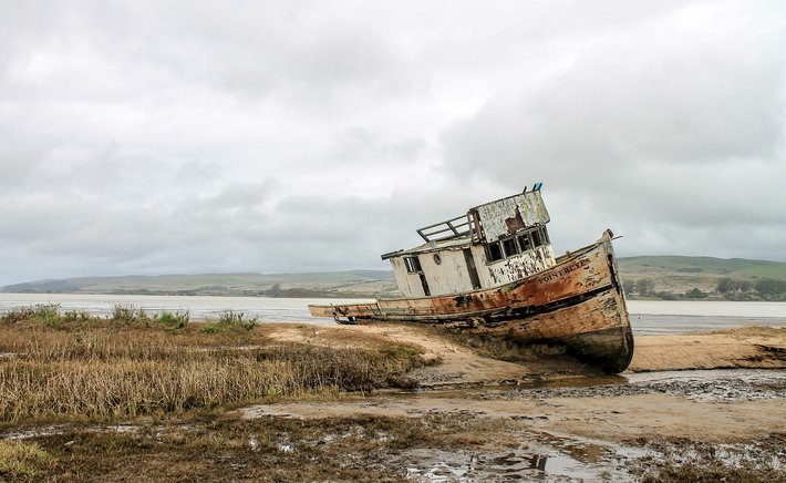 The Wreck That Fed a Village: Shipwrecks and the Salvage Economy